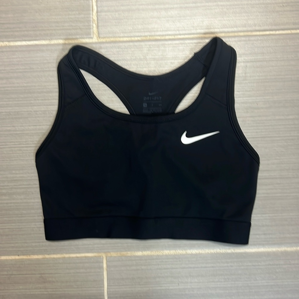 NWOT Black Nike Sports Bra